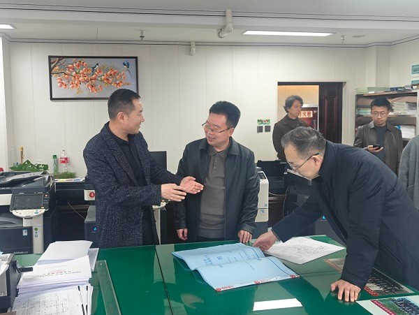 庆阳市总工会领导莅临信合与恒达公司参观指导
