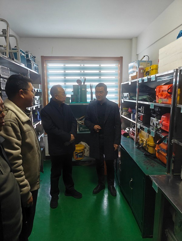 庆阳市总工会领导莅临信合与恒达公司参观指导